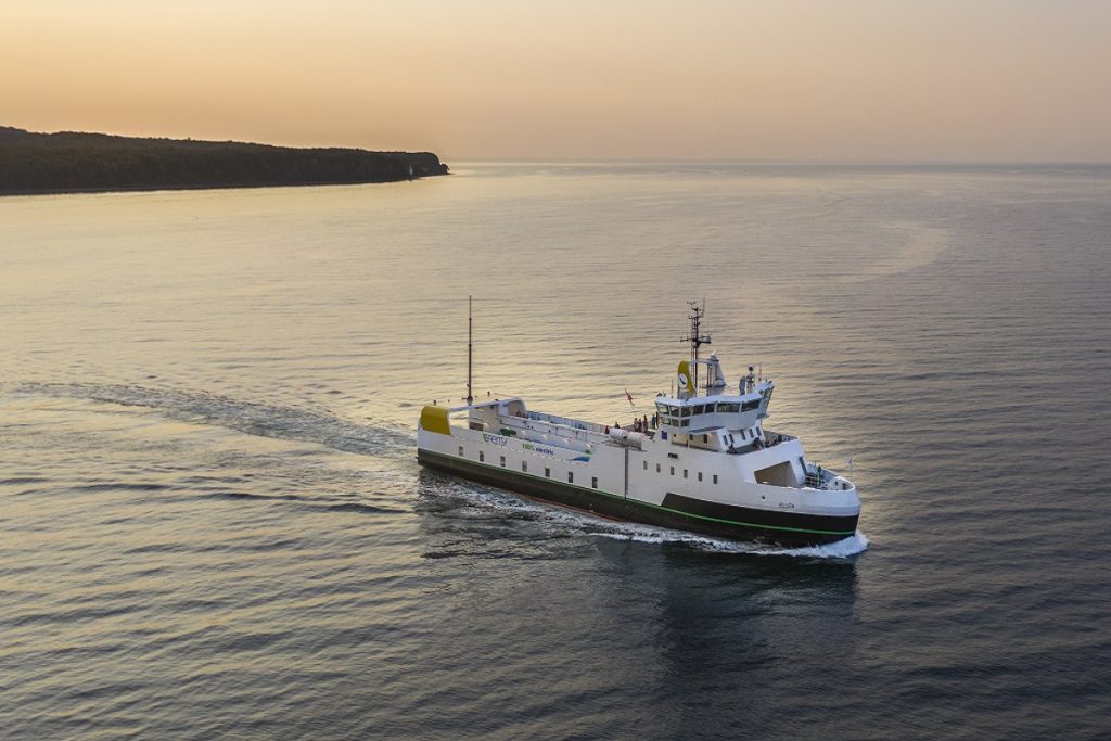 Το πρωτοποριακό ηλεκτρικό ferry της ΕΕ έμεινε ακυβέρνητο μετά από πυρκαγιά στις μπαταρίες