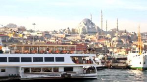 ependuei-2Bsthn-2Baktoploia-2Bh-2Btourkia