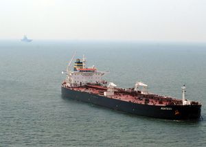 ependuseis-9dis-dol-ekanan-oi-ellhnes-efoplistes