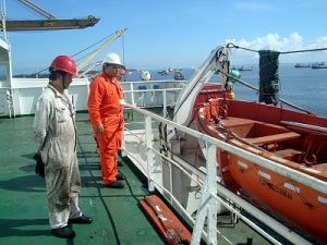 epithwrhseis-2Bploiwn-2B2012