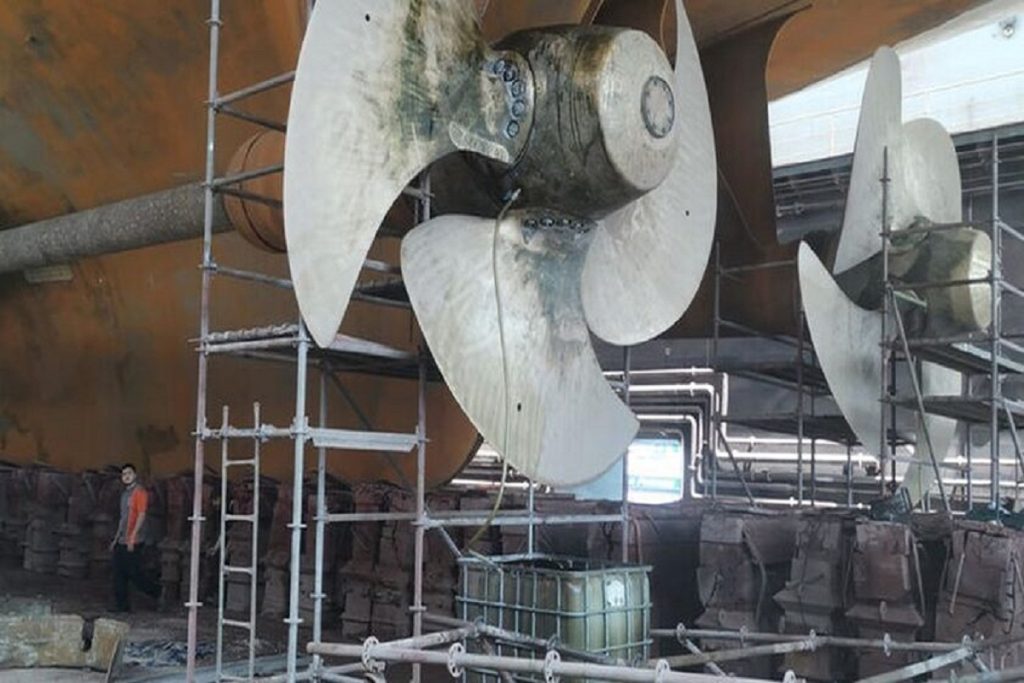 Nεκρός εργαζόμενος στη Ναυπηγοεπισκευαστική ζώνη Περάματος - Έπεσε πάνω του προπέλα (photos)