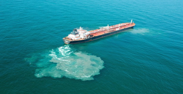 Tanker free after grounding off Galveston, Texas