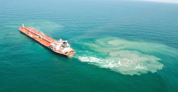 Tanker free after grounding off Galveston, Texas