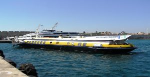 flying_poseidon_aktoploia_