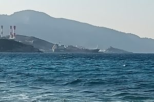 fotia_dexamenoploio_