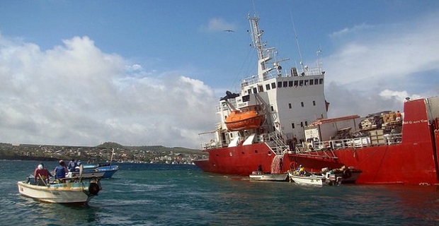 fotigo_ploio_prosaraxi__