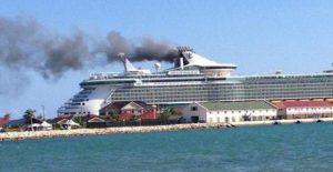 freedom_of_the_seas_fire__