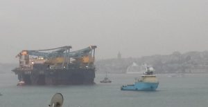 geranoforo_ploio_gigantas