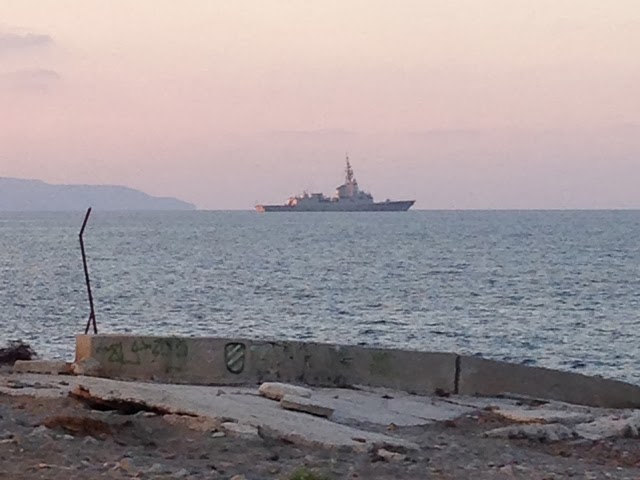 Γερμανική φρεγάτα στον κόλπο των Χανίων [φωτο]