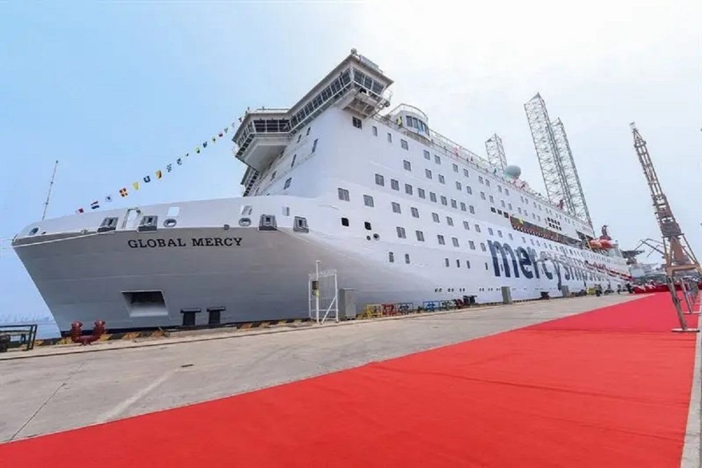 «Global Mercy»: Παραδόθηκε το μεγαλύτερο μη στρατιωτικό πλωτό νοσοκομείο στον κόσμο (photos)