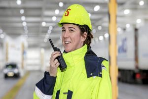 gynaika_ploiarxos_sta_ferry_ths_stena_line