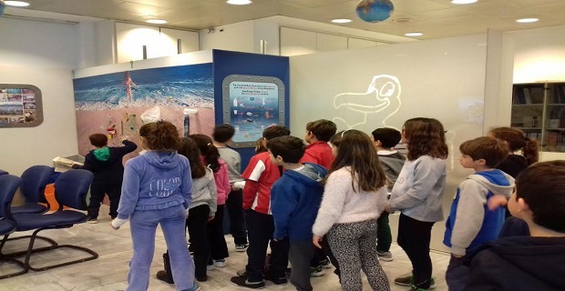 Καθημερινές οι επισκέψεις στις Εκθέσεις της HELMEPA