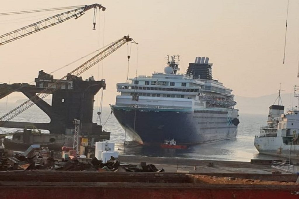 HORIZON: Τέλος εποχής για το πρώτο νεότευκτο κρουαζιερόπλοιο των Χανδρήδων