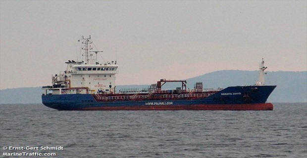 Κράτηση δεξαμενόπλοιου στην Κάλυμνο