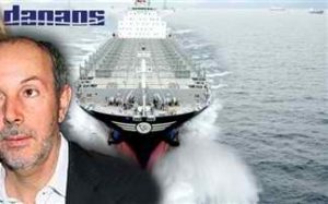 i.koustas-poulaei-gia-paliosidera-ta-uperhlika-ploia-tou