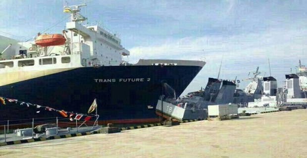 iapwniko_ploio_epese_se_polemika_