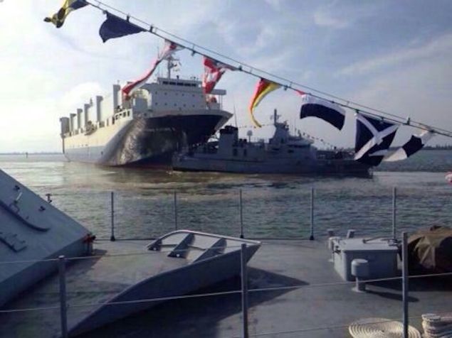 iapwniko_ploio_epese_se_polemika___