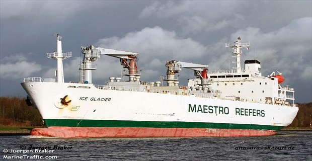 Θαλάσσια ρύπανση κατά τη διαδικασία πετρέλευσης πλοίου στο Κερατσίνι