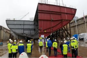 icon_of_the_seas_construxion_