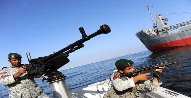 iraniko_nautiko_stamatise_peiratiki_epithesi_