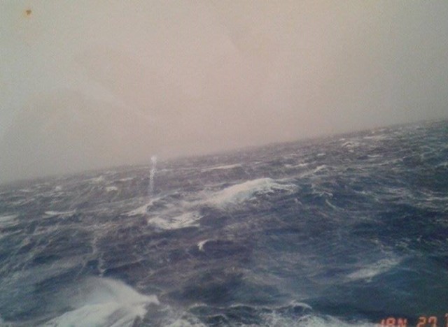 Ένας ναυτικός μοιράζεται τις πιο απίστευτες ιστορίες του: Ψάρεμα καρχαριών, πειρατές και τυφώνες!