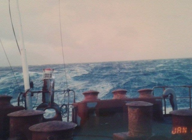 Ένας ναυτικός μοιράζεται τις πιο απίστευτες ιστορίες του: Ψάρεμα καρχαριών, πειρατές και τυφώνες!