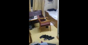 kampina_otan_kounietai_ena_emporiko_ploio