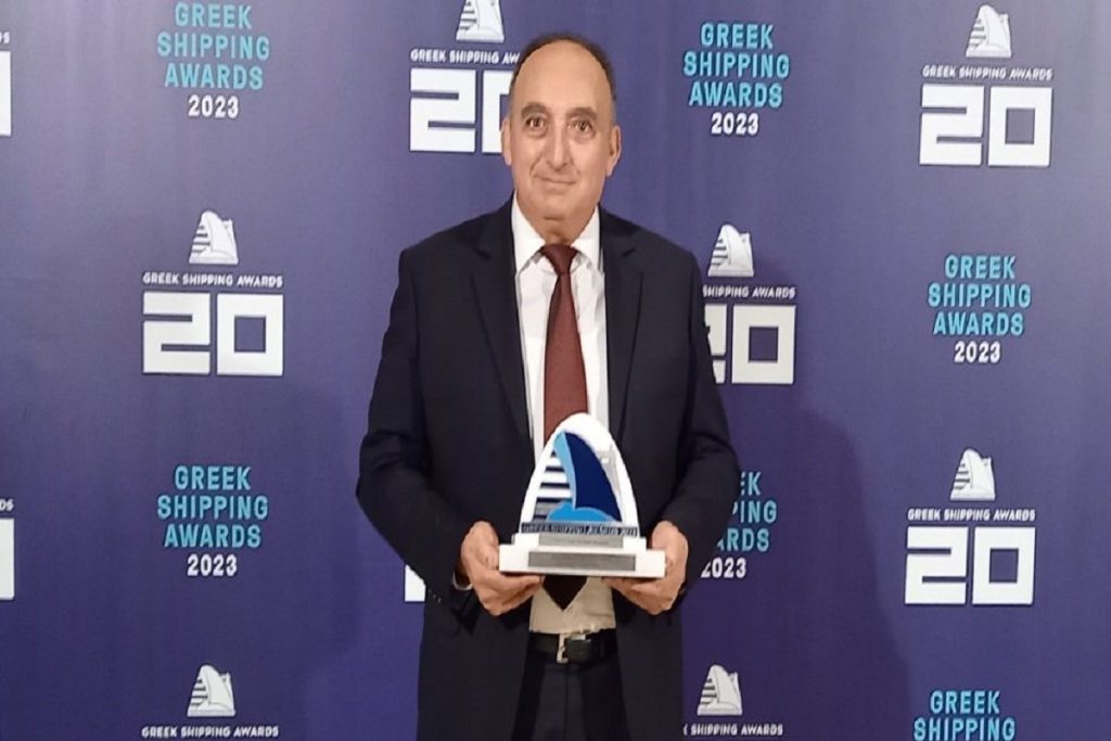 O ζακυνθινός καπετάνιος Κυριάκος Μουζάκης αναδείχτηκε «Seafarer of the year»