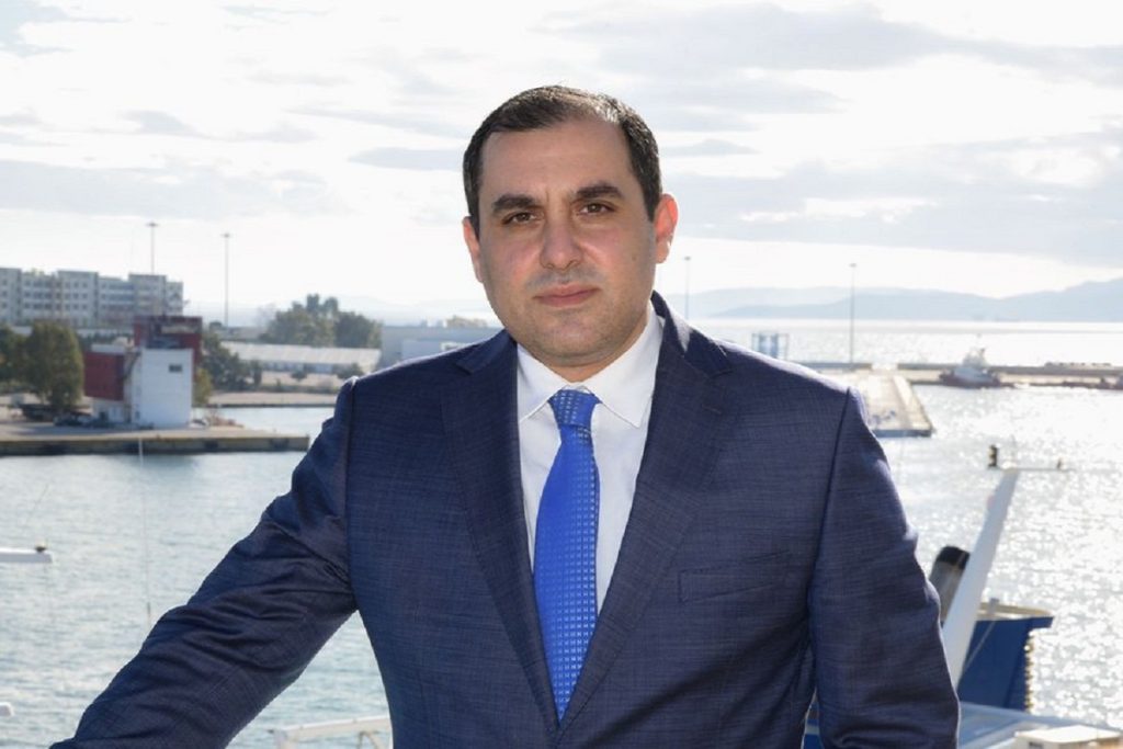Δήλωση του Υφυπουργού Ναυτιλίας, Κ. Κατσαφάδου για την απελευθέρωση των δυο Ελληνικών πλοίων και των Ελλήνων ναυτικών