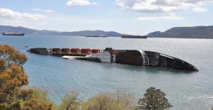 kolpos-eleusinas-nauagia