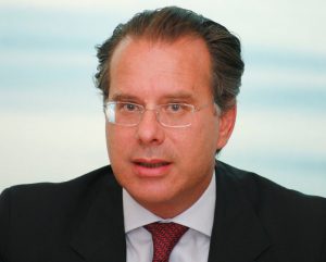 koumoutsakos-suzhthsh-gia-thn-peirateia