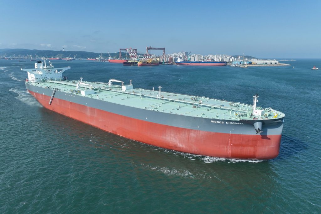 Η Kyklades Maritime ανανεώνει τον στόλο της