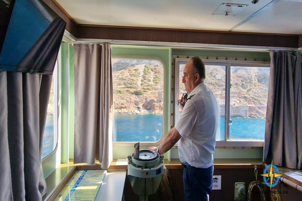 Koυβέντα με τον καπετάνιο του «Διονύσιος Σολωμός» cpt Κυριάκο Μουζάκη (video)