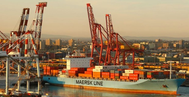 kurwseis_se_ploio_container_logo_kakon_sinthikon_diaviosis_plirwmatos