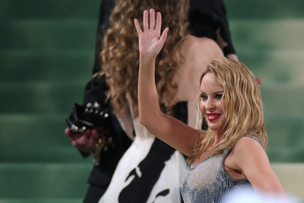 Μεταγραφή αεροδρομίου του Β. Μαρινάκη: Η Kylie Minogue στα «Ποσειδώνια 2024» (video)