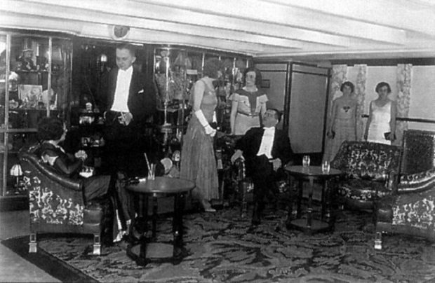 Το πολυτελές εσωτερικό του «Λακωνία»