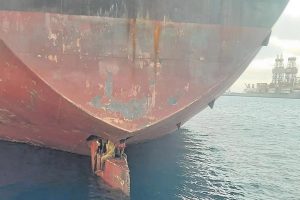 lathrepivates_se_deksamenoploio