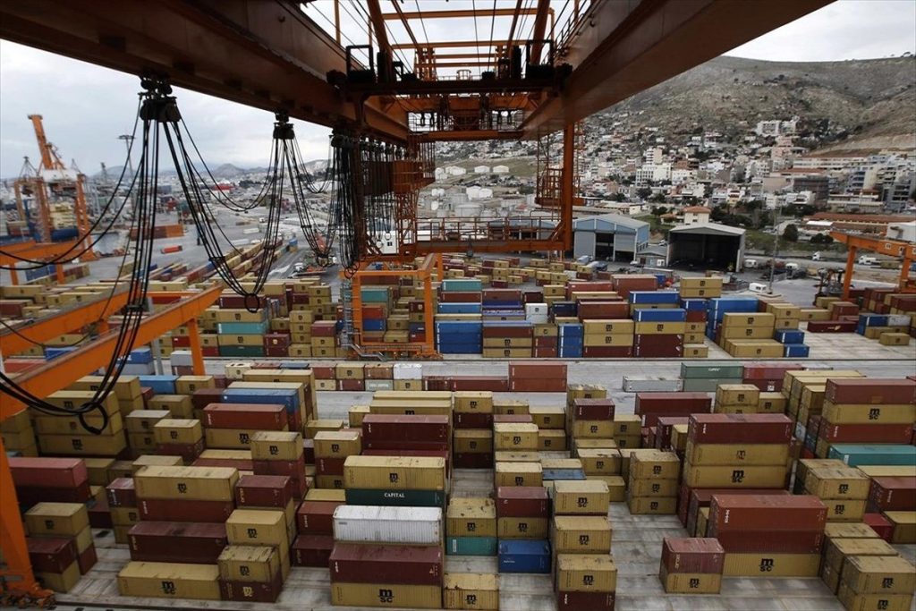 Η ανακοίνωση του λιμενικού για τον θανάσιμο τραυματισμό εργαζόμενου στο λιμάνι του Πειραιά