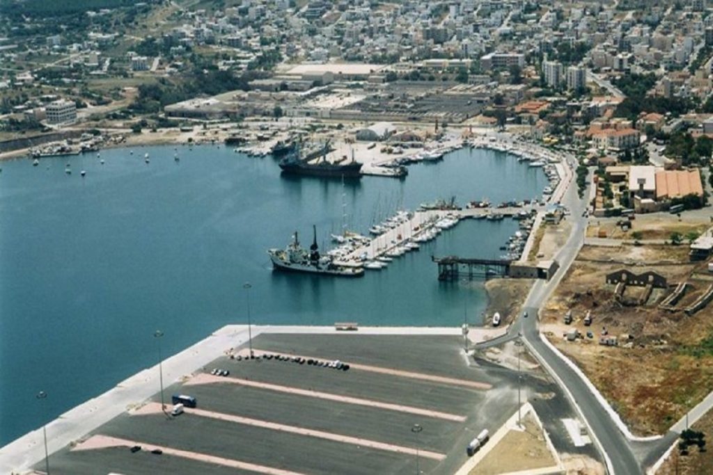 Σύλληψη ναυτικών πρακτόρων και ναυτικού για απάτη