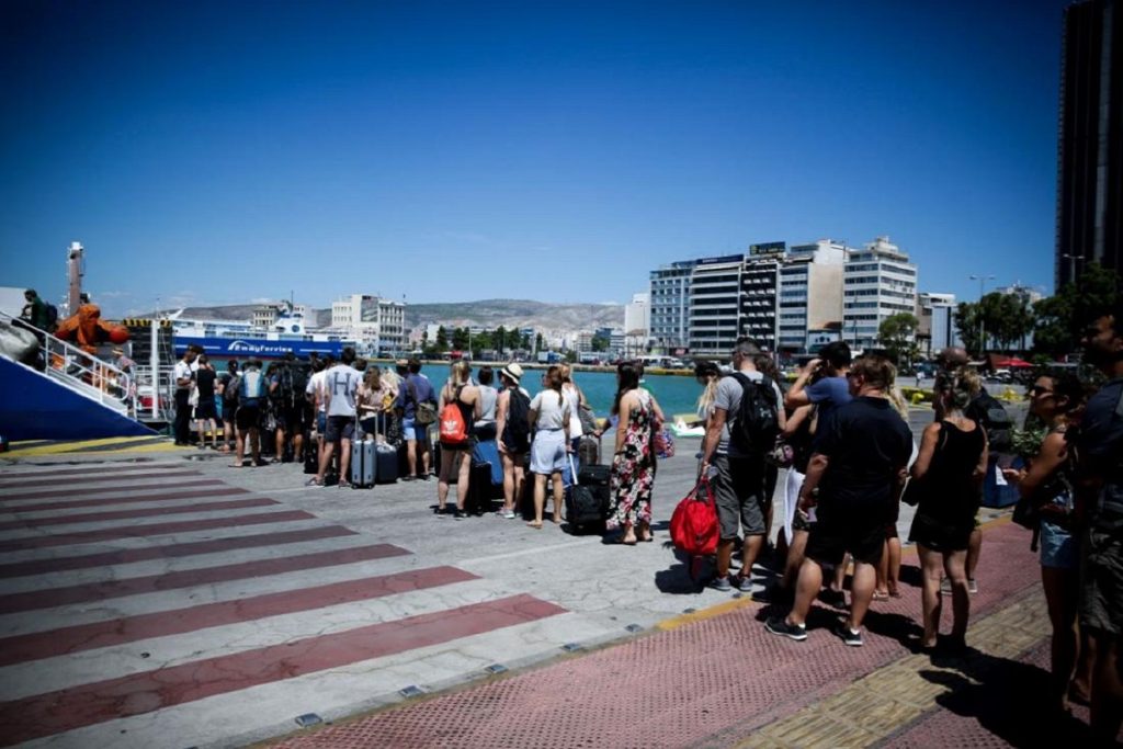 Πλακιωτάκης: Σε ισχύ από αύριο και η ψηφιακή δήλωση υγείας για τους επιβάτες στα πλοία