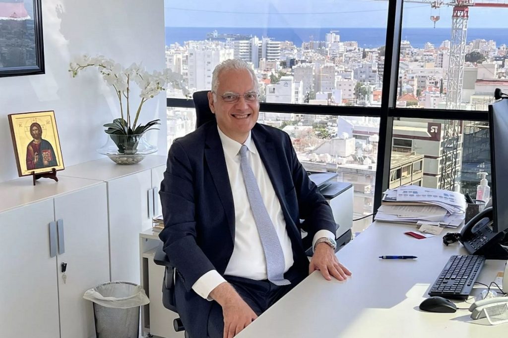 H Safe Bulkers πούλησε το πιο παλιό πλοίο της