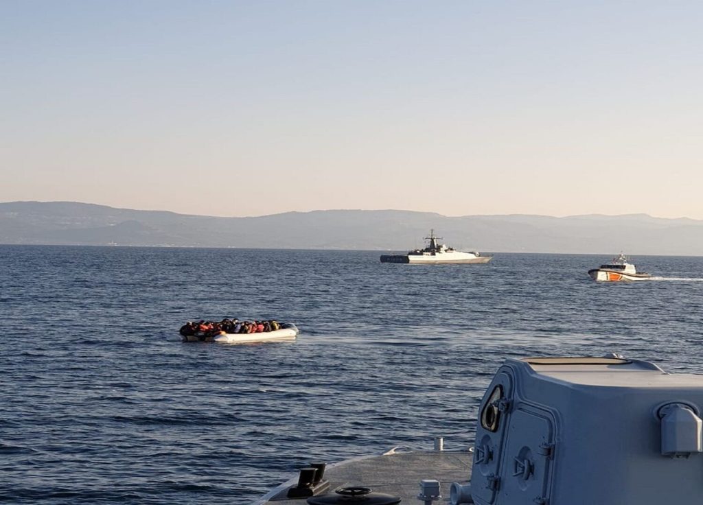 Σοβαρές προκλήσεις από Τουρκικές Ακταιωρούς στην Μυτιλήνη (video+photo)