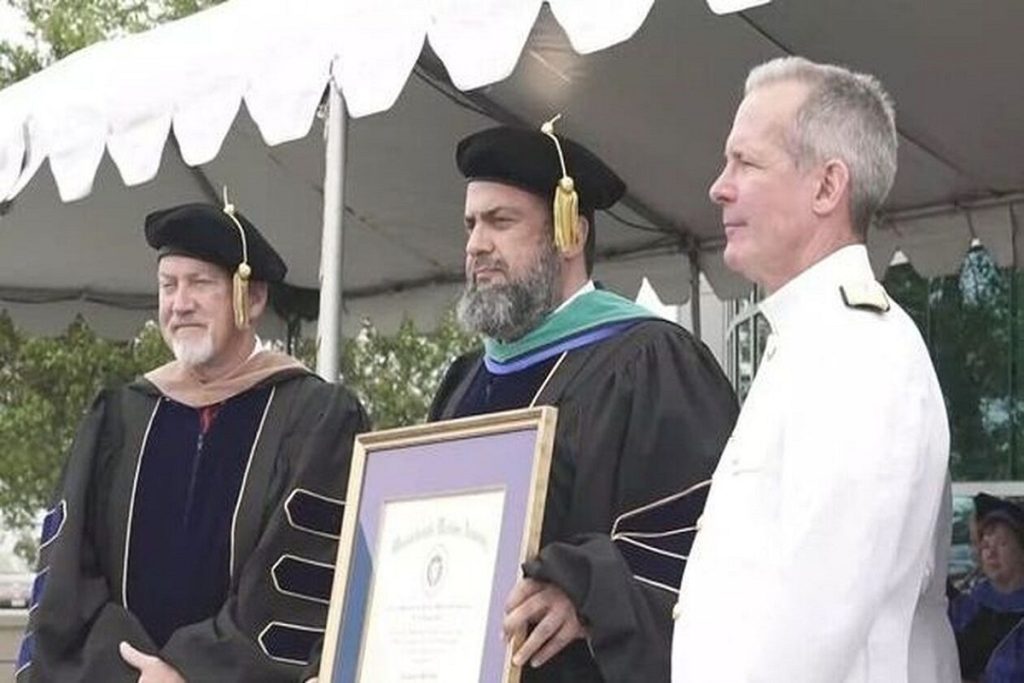 Επίτιμος Διδάκτωρ στη Ναυτική Ακαδημία της Μασαχουσέτης, ο Βαγγέλης Μαρινάκης