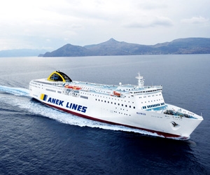 me-tis-eulogies-tis-roikas-to-senario-sugxvneusis-anek-attica