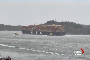 mega_container_prosarakse_pontoporos_naftilia