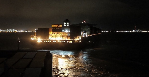 megalutero_ploio-_container