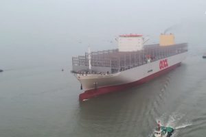 megalytero_ploio_metaforas_konteiner_ston_kosmo