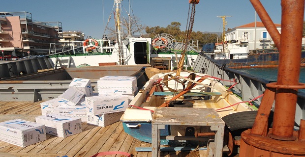 mesogeios_ploio_tsigaradiko