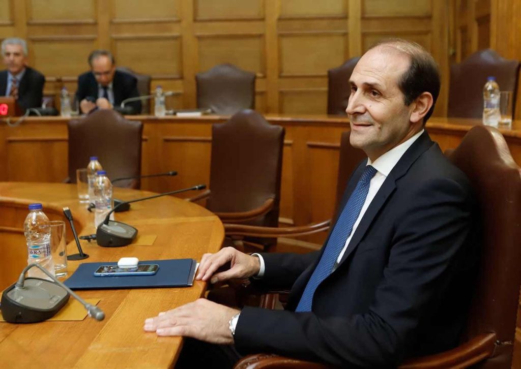 Πρόσθετα μέτρα στήριξης για τους ναυτικούς και την ακτοπλοΐα εισηγήθηκε στη Βουλή ο υφυπουργός Οικονομικών κ. Απόστολος Βεσυρόπουλος