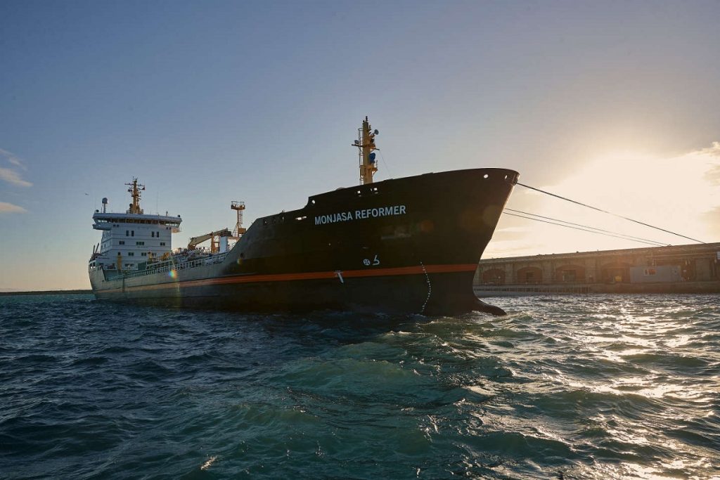 Απελευθερώθηκαν 6 ναυτικοί που είχαν απαχθεί στον κόλπο της Γουινέας
